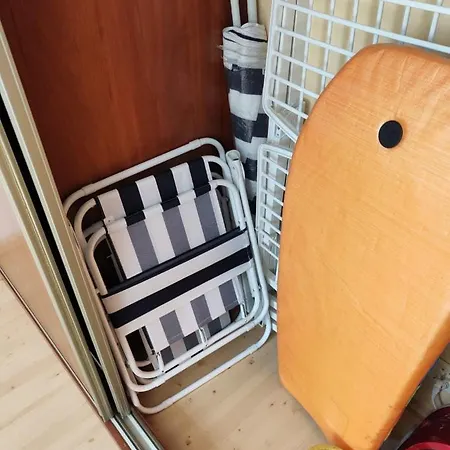 1 Minuta,by Grand Hotel, Sheraton, Molo, Location *